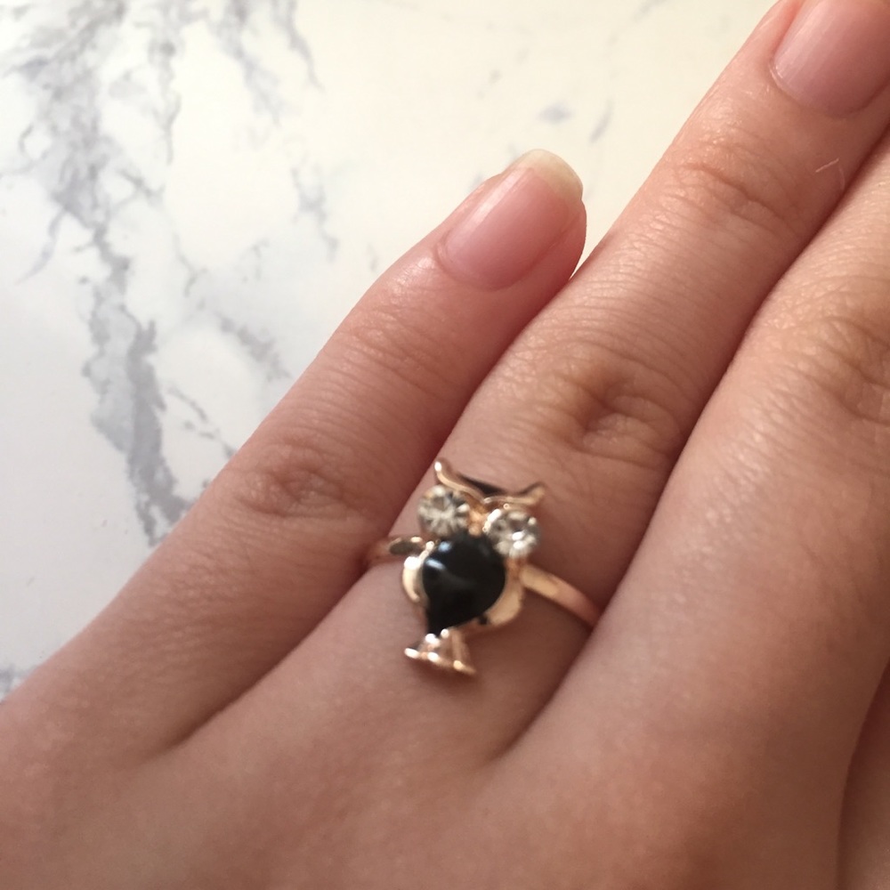 Adjustable owl ring